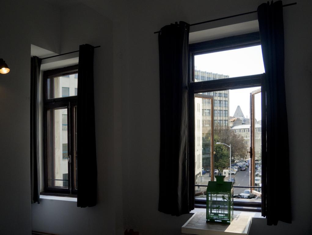 Victoria Poshtel Bucareste Quarto foto